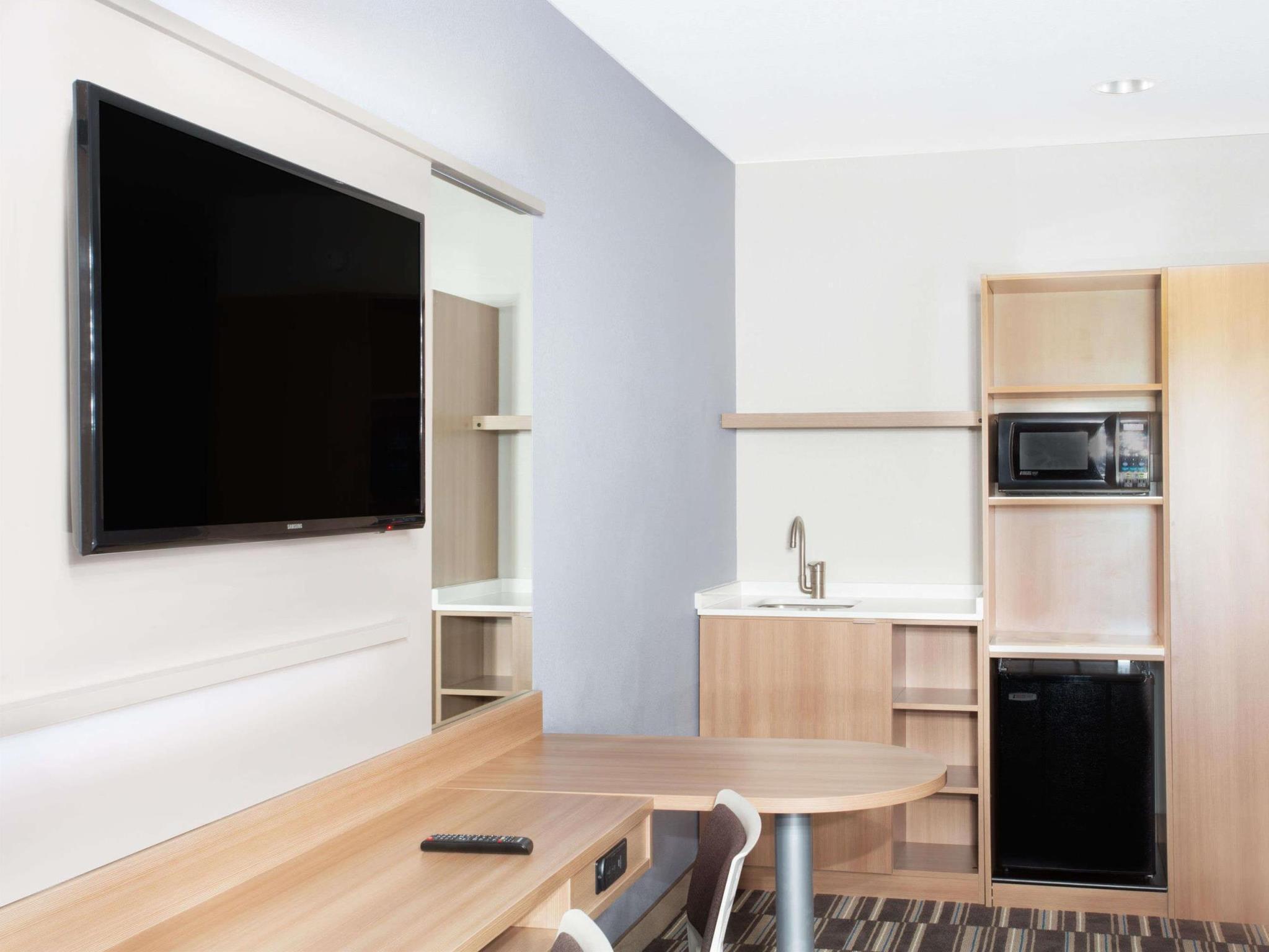 Microtel Inn & Suites By Wyndham Vernal/Naples Εξωτερικό φωτογραφία