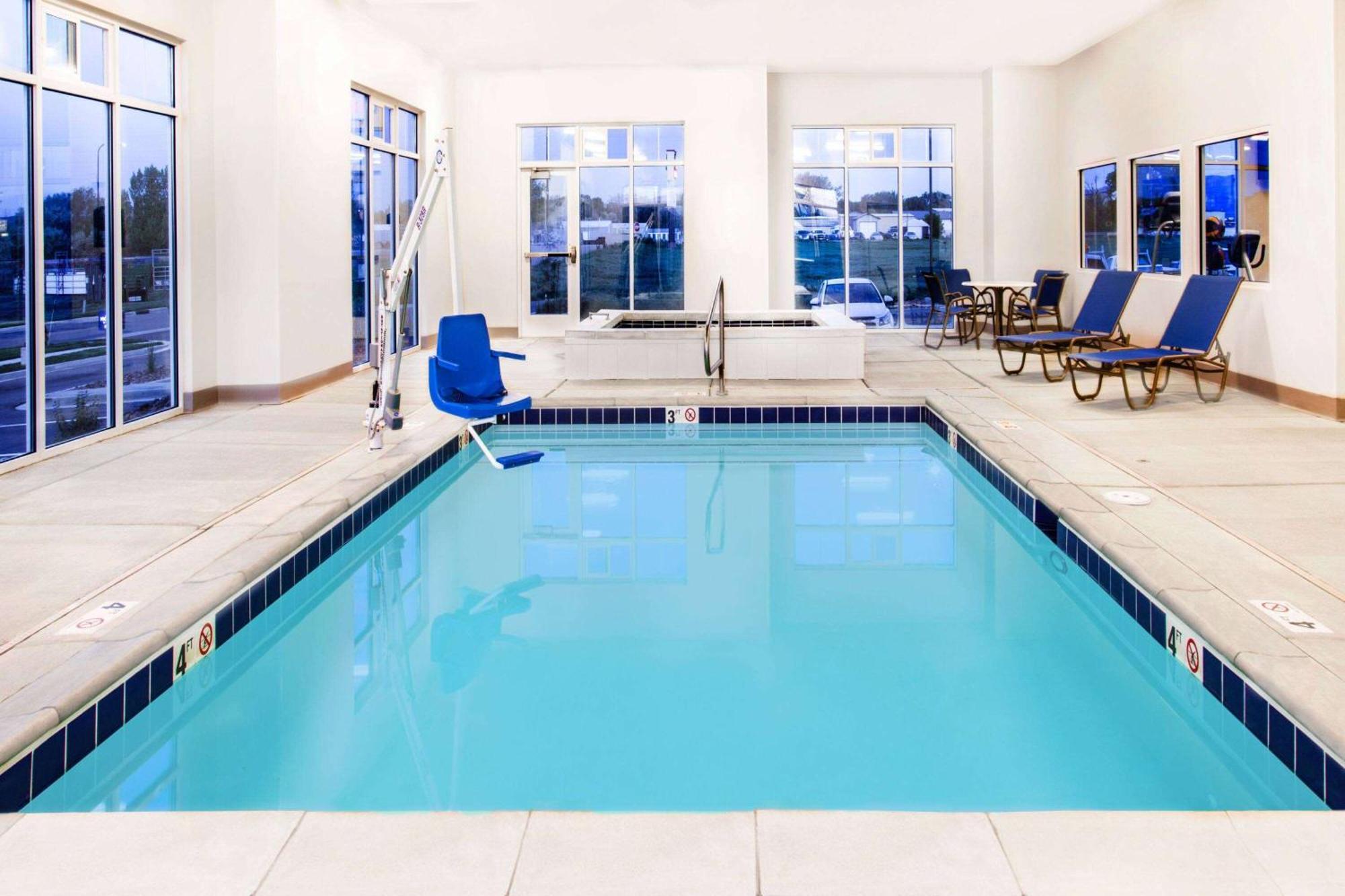 Microtel Inn & Suites By Wyndham Vernal/Naples Εξωτερικό φωτογραφία